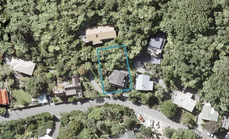 12 Waitohu Road, York Bay, Lower Hutt - Carousel 1