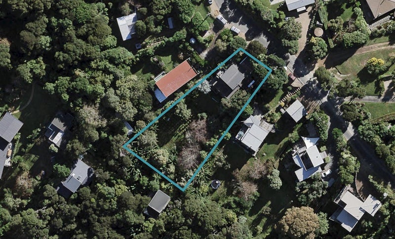 52 Coromandel Road, Oneroa, Waiheke Island - Carousel 1