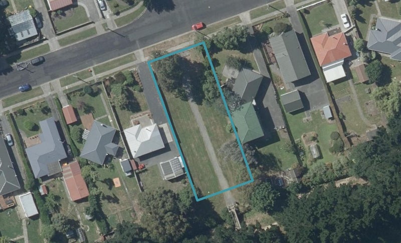 35 Viscount Road, Waldronville, Dunedin - Carousel 1