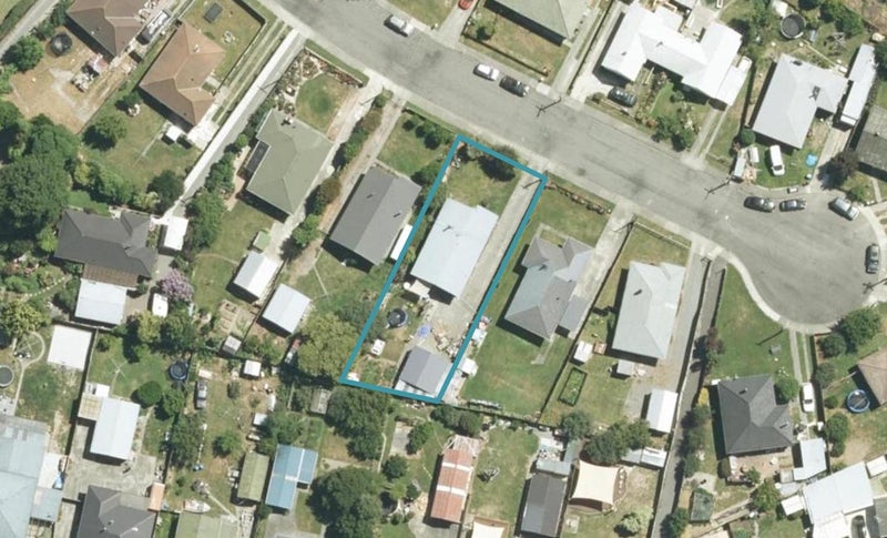 9 Henderson Street, Riversdale, Blenheim - Carousel 1