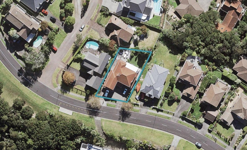 68 Onetaunga Road, Chatswood, Auckland - Carousel 1