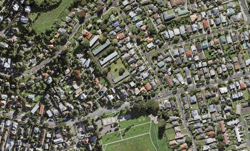 8/63A Owairaka Avenue, Mount Albert, Auckland - Carousel 1