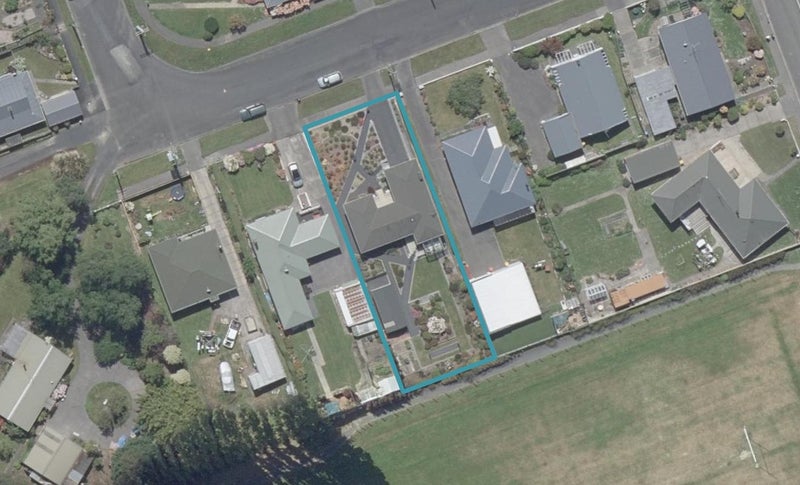 4 McKinlay Road, Abbotsford, Dunedin - Carousel 1