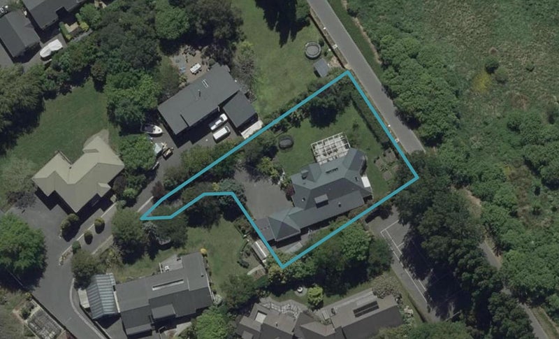 2/129 Paparoa Street, Papanui, Christchurch - Carousel 1