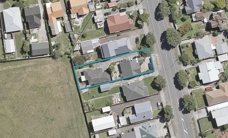 2/30 Wainui Road, Waiwhetu, Lower Hutt - Carousel 1