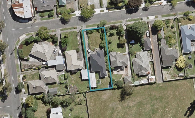 39 Oxford Crescent, Ebdentown, Upper Hutt - Carousel 1