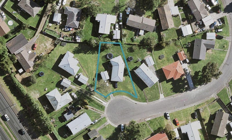 9 Joanne Place, Rosehill, Papakura - Carousel 1