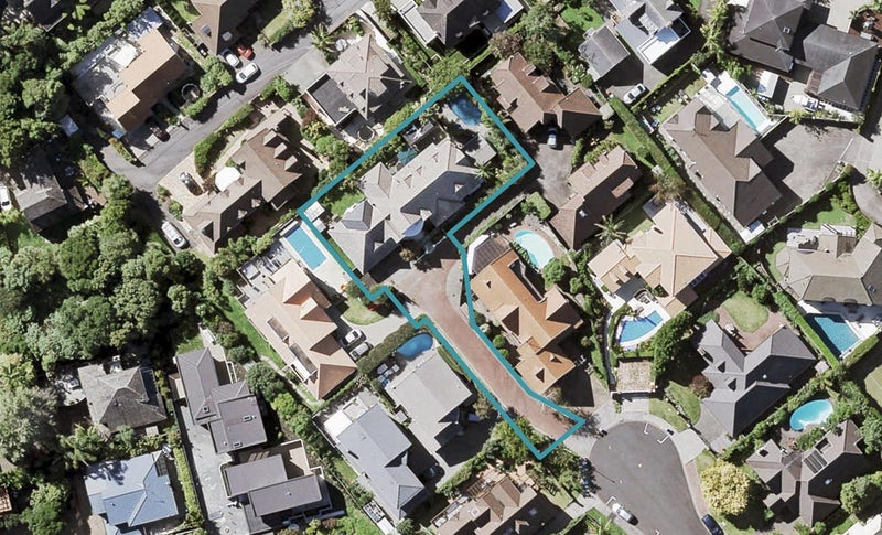 16 Elizabethan Gardens, St Heliers, Auckland - Carousel 1
