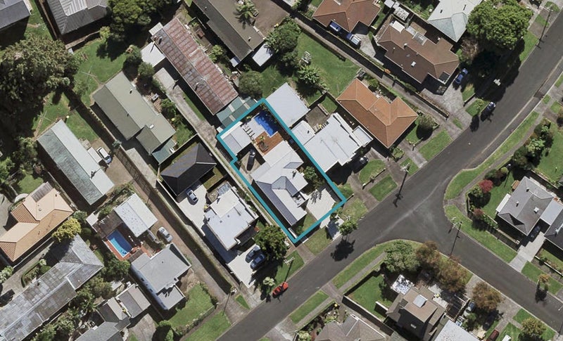 42 Fairview Road, Papatoetoe, Auckland - Carousel 1