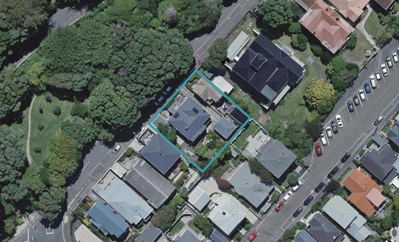 77 Grant Road, Thorndon, Wellington - Carousel 1