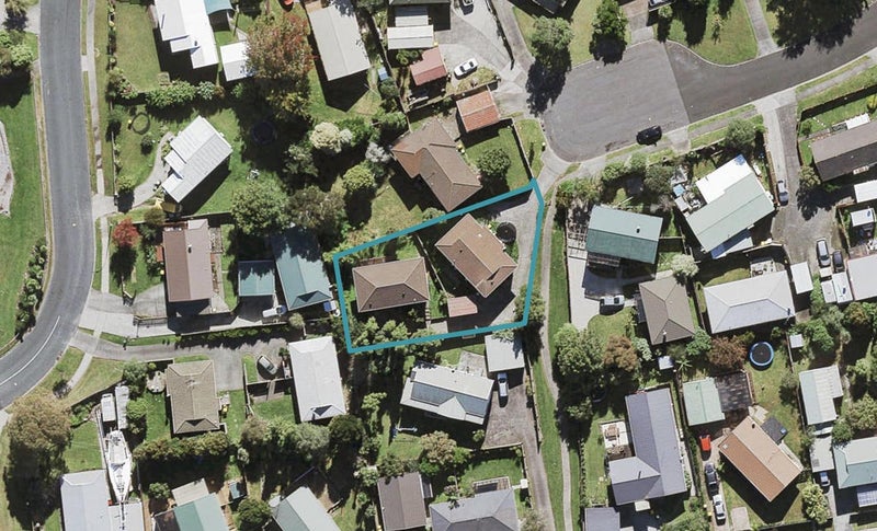 24 Crosby Road, West Harbour, Auckland - Carousel 1