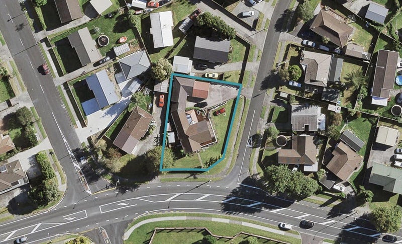 233 Mahia Road, Wattle Downs, Auckland - Carousel 1