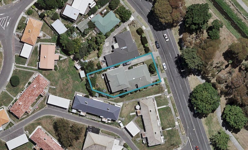 2/32 Riverbend Road, Onekawa, Napier - Carousel 1