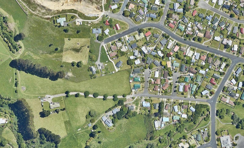 21B Diamond Street, Pukehangi, Rotorua - Carousel 1