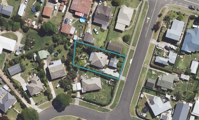 80 Centennial Crescent, Te Hapara, Gisborne - Carousel 1