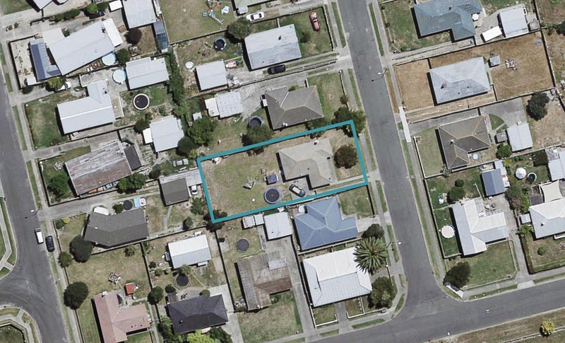 5 Cottrell Crescent, Onekawa, Napier - Carousel 1