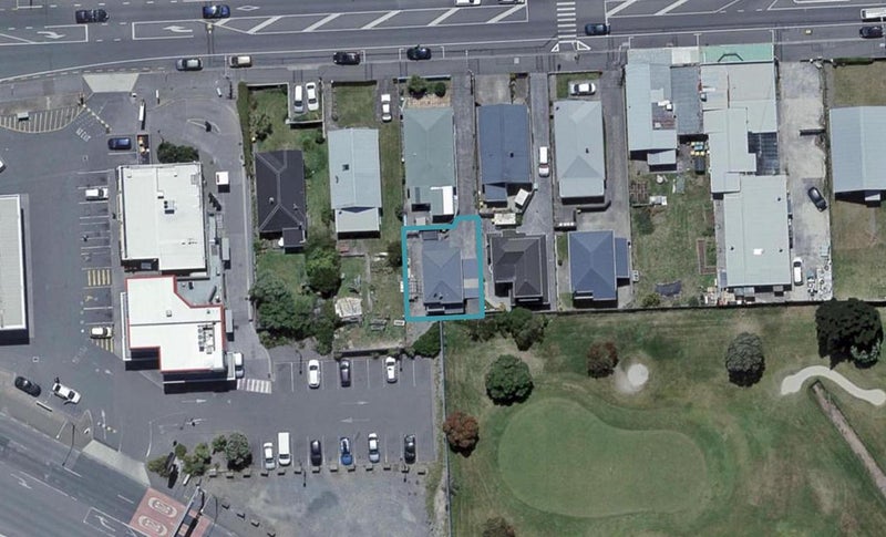 376A Broadway, Miramar, Wellington - Carousel 1