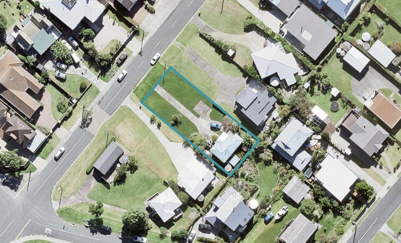 83 Tindalls Bay Road, Tindalls Beach, Whangaparaoa - Carousel 1