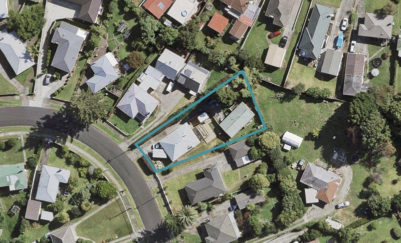 1/15 Tawa Crescent, Manurewa, Auckland - Carousel 1
