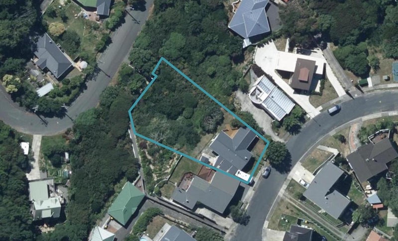 20 Lagden Street, Camborne, Porirua - Carousel 1