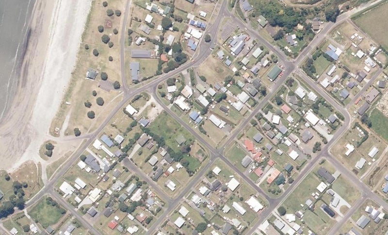 5 Domett Street, Mahia, Māhia - Carousel 1