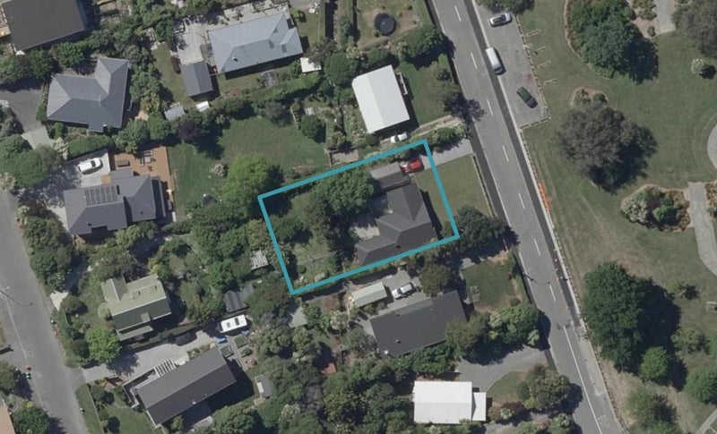 13 Port Hills Road, Heathcote Valley, Christchurch - Carousel 1