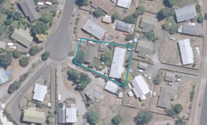 1/12 Anna Place, Hilltop, Taupō - Carousel 1