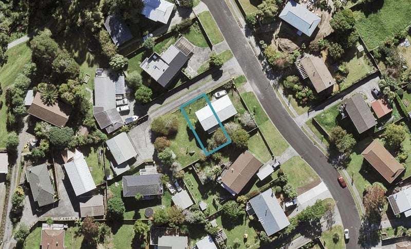18B Edgware Road, West Harbour, Auckland - Carousel 1