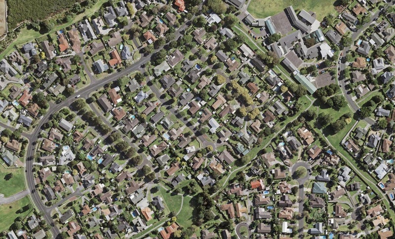 12 Peridot Place, Conifer Grove, Takanini - Carousel 1