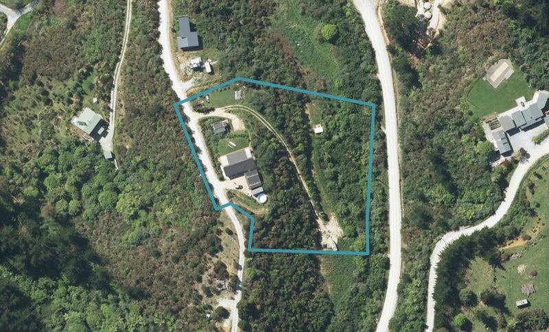 11 Mockingbird Ridge, Takaka - Carousel 1