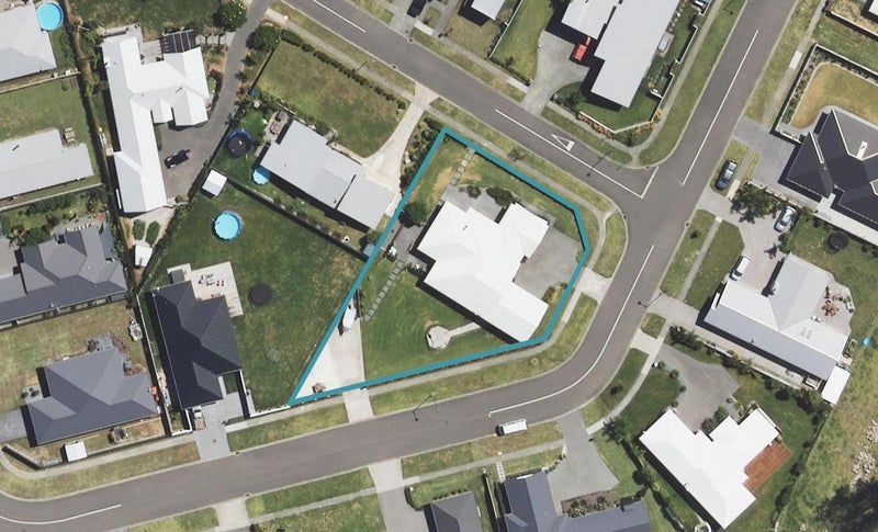 63 Hamilton Drive, Wainui, Gisborne - Carousel 1