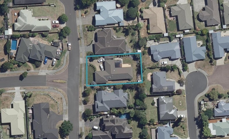 16 Chesterfield Place, Rototuna, Hamilton - Carousel 1