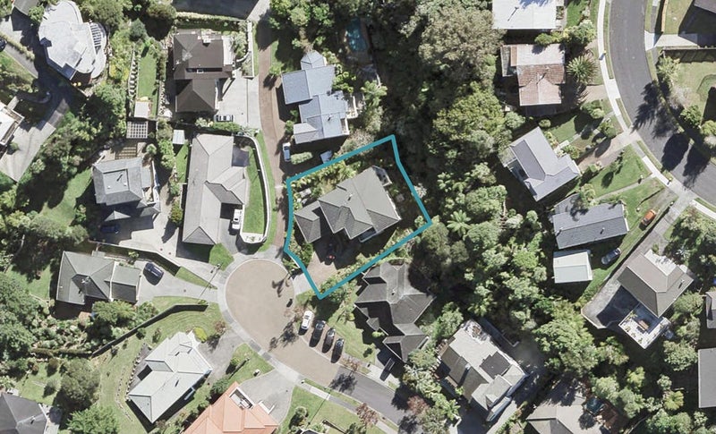 13 Nottingham Place, Northcross, Auckland - Carousel 1