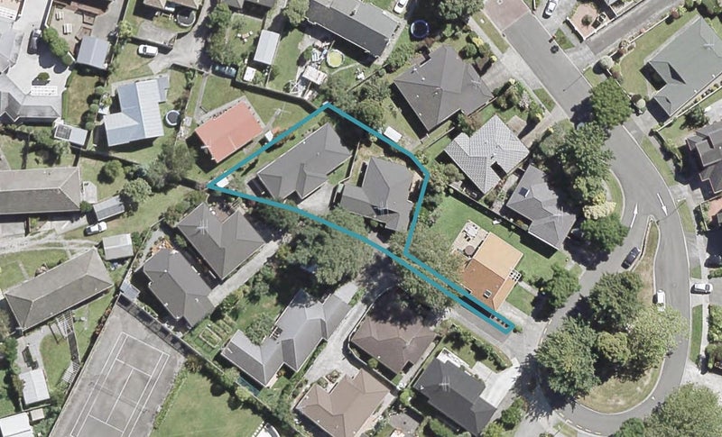 2/24 Tyndall Street, Waiwhetu, Lower Hutt - Carousel 1