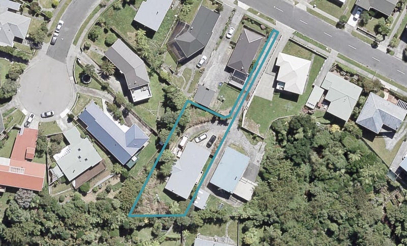 12 Cypress Drive, Maungaraki, Lower Hutt - Carousel 1