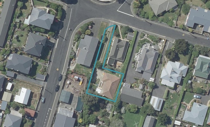 33 Picardy Street, Maryhill, Dunedin - Carousel 1