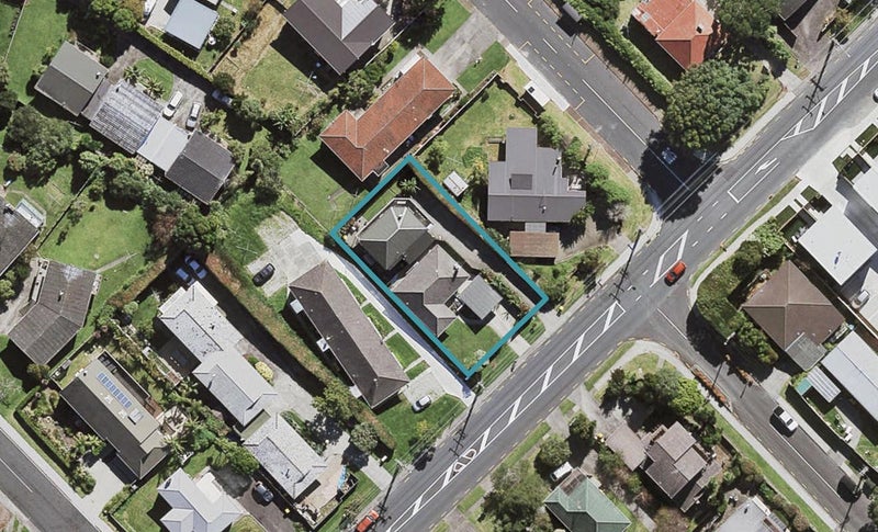 2/59 Ocean View Road, Hillcrest, Auckland - Carousel 1