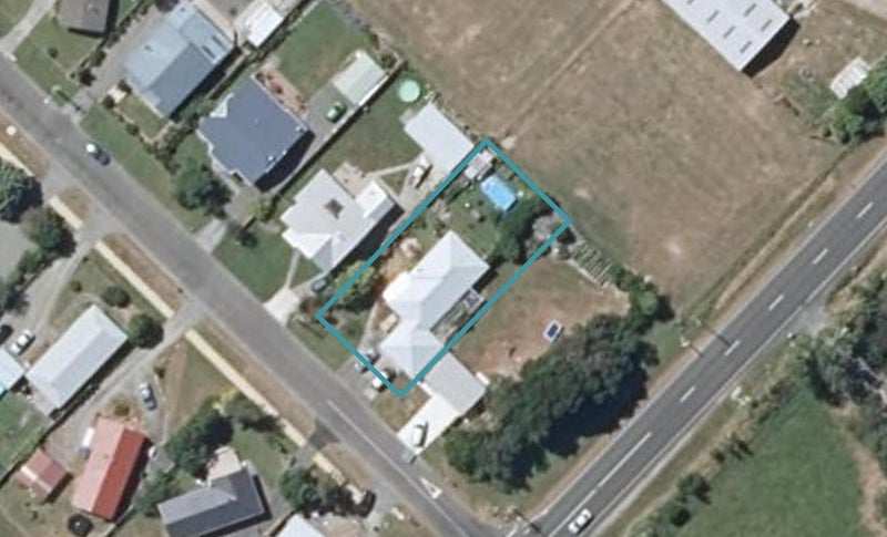 4 Tawa Street, Tokomaru, Palmerston North - Carousel 1