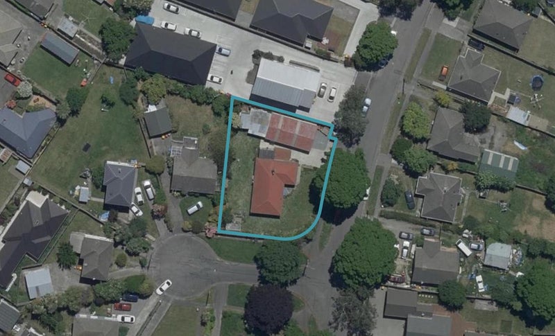 58 Hooker Avenue, Bryndwr, Christchurch - Carousel 1