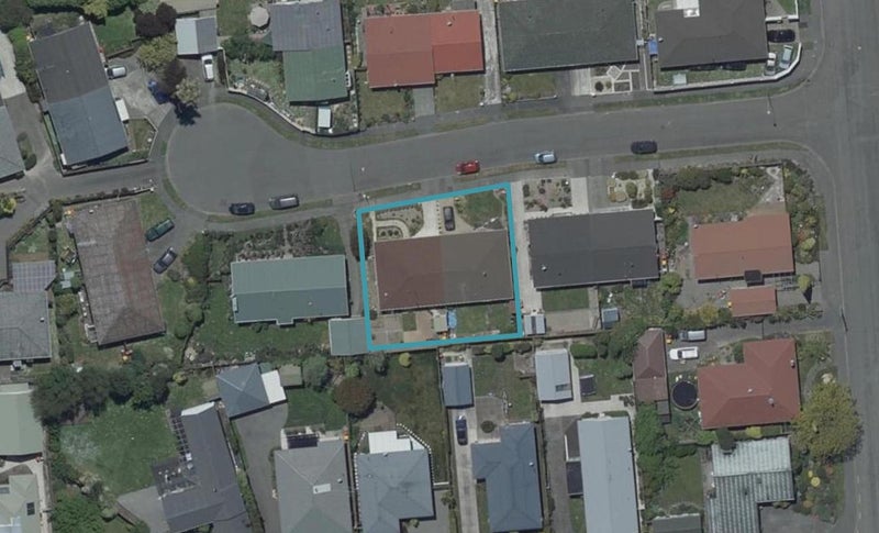 1/5 Player Place, Shirley, Christchurch - Carousel 1