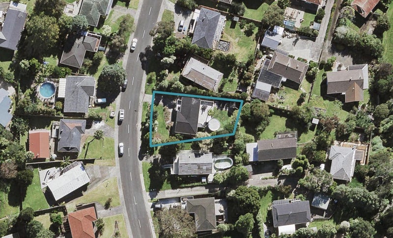 37 Cantina Avenue, Bayview, Auckland - Carousel 1