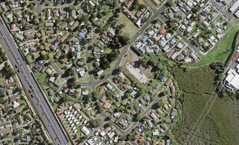 75 Kindergarten Drive, Conifer Grove, Takanini - Carousel 1