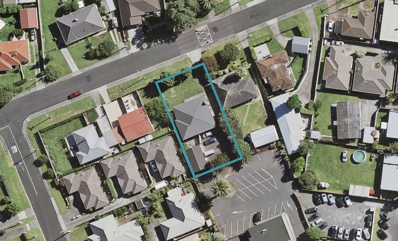 6 Manse Road, Pahurehure, Papakura - Carousel 1