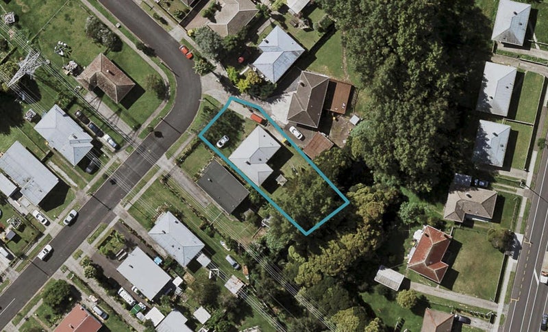 30 Ingram Crescent, Otara, Auckland - Carousel 1