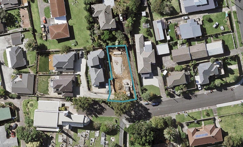 4C Thompson Road, Panmure, Auckland - Carousel 1