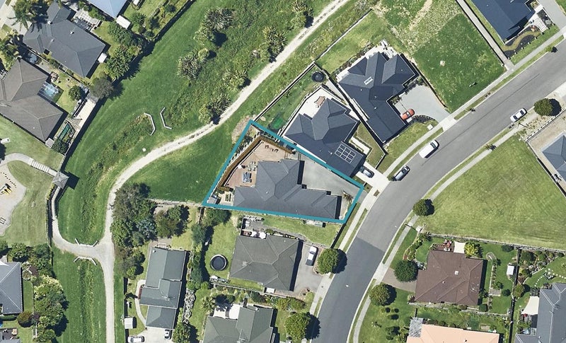 93 Castlewold Drive, Bethlehem, Tauranga - Carousel 1