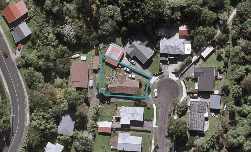 27 Vancouver Place, Marfell, New Plymouth - Carousel 1