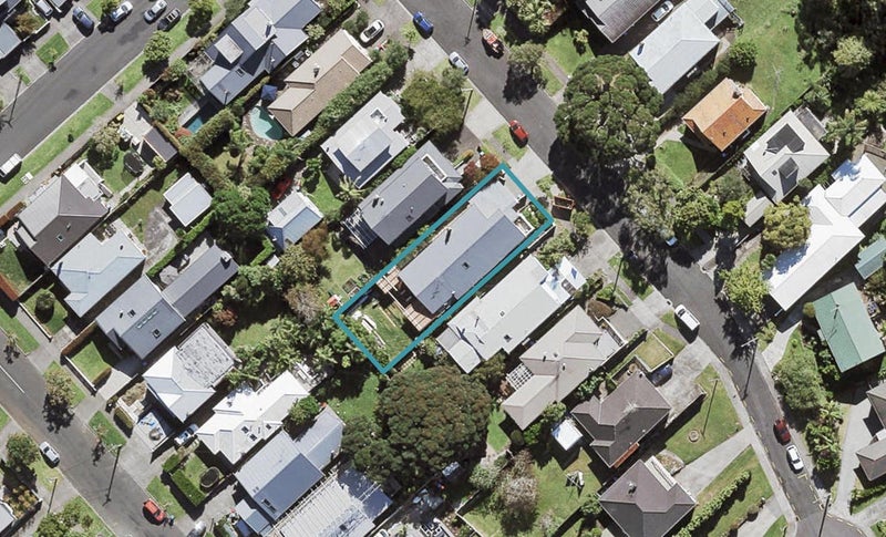 37 Fife Street, Westmere, Auckland - Carousel 1