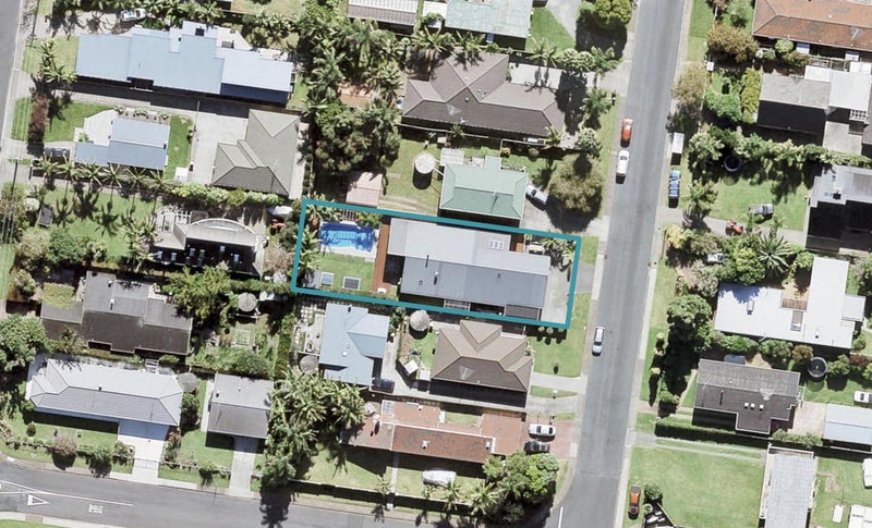 8 Manly Park Avenue, Manly, Whangaparaoa - Carousel 1