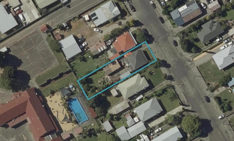 8 Carey Street, Longburn, Palmerston North - Carousel 1